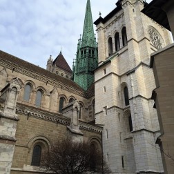 The back of Le Cathedral Saint Pierre